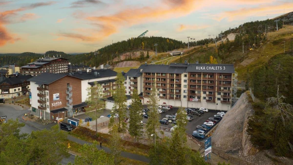 RukaHillChalet5 Ski In - Ski Out - SkiPass & Summer activities x2 - Chambres d'hôtes Ruka