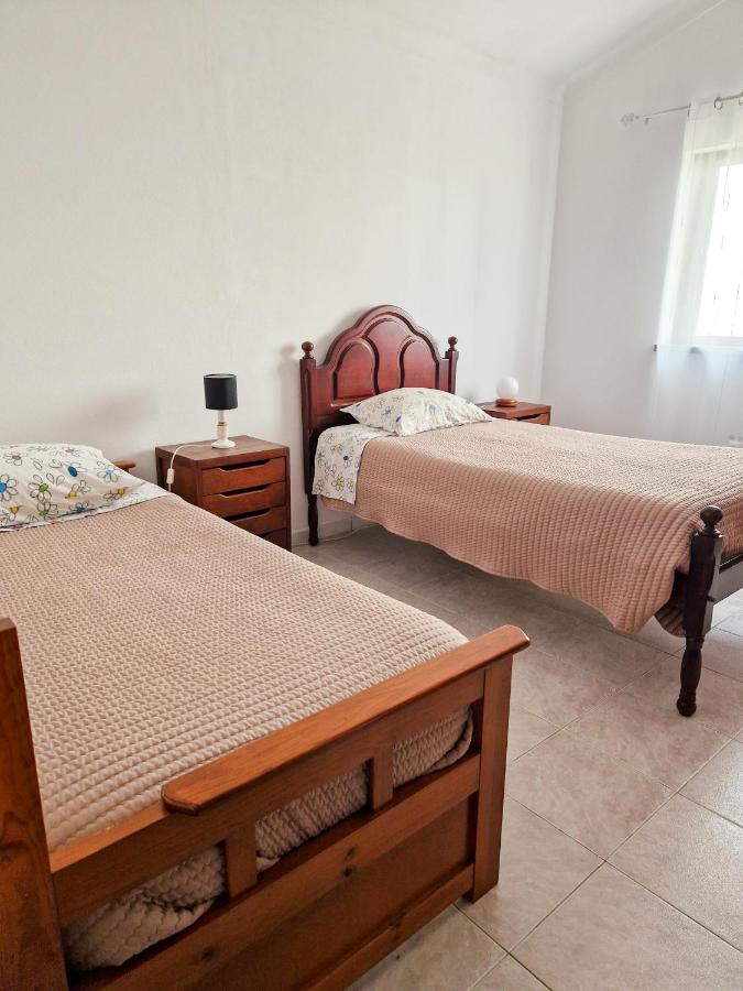 Chambre Lits Jumeaux avec Salle de Bains Privative