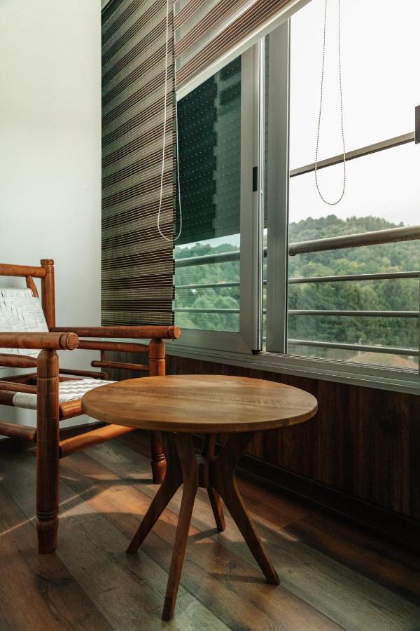 Apartment mit Terrasse
