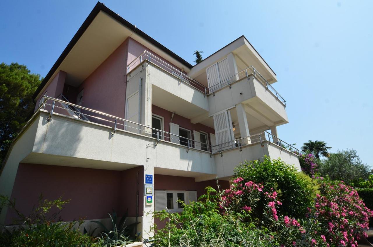 Apartment Borik Alma - Bed and Breakfast Rovinj