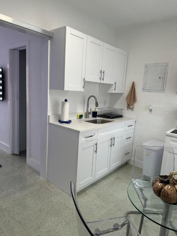 Villa Clara ICON-Little Havana - Bed and Breakfast Miami