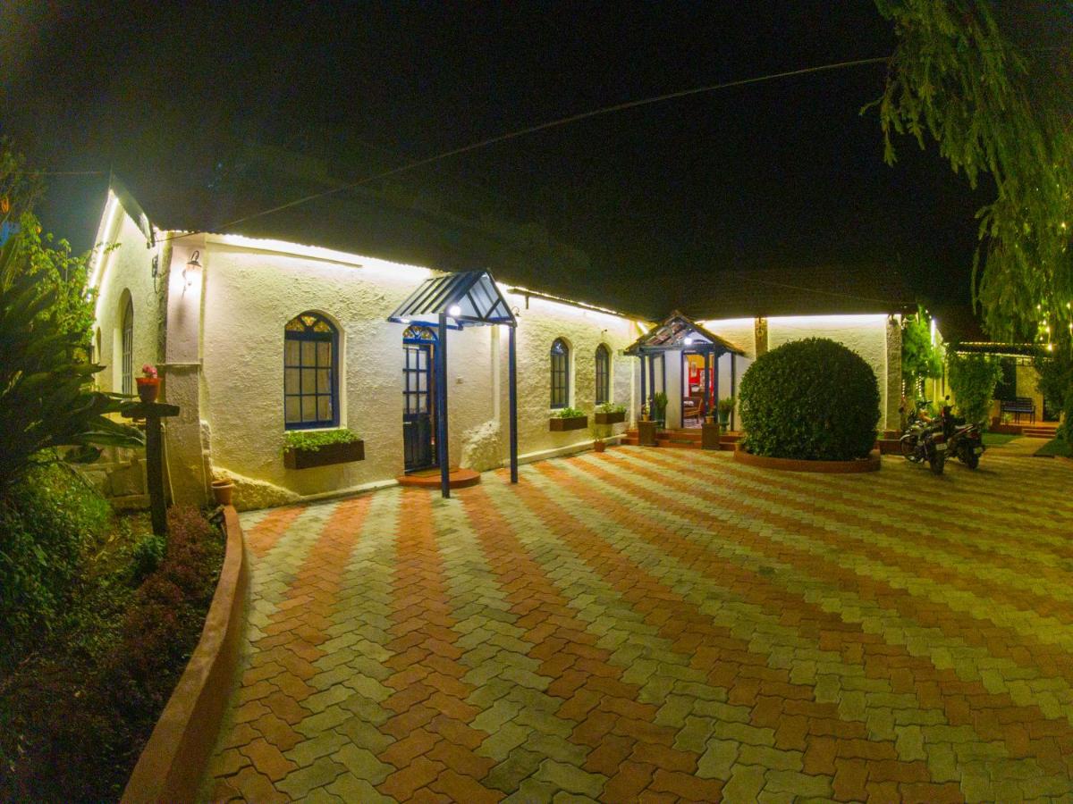 LA Address Retreat - The Heritage Homestay - Bed and Breakfast Ooty