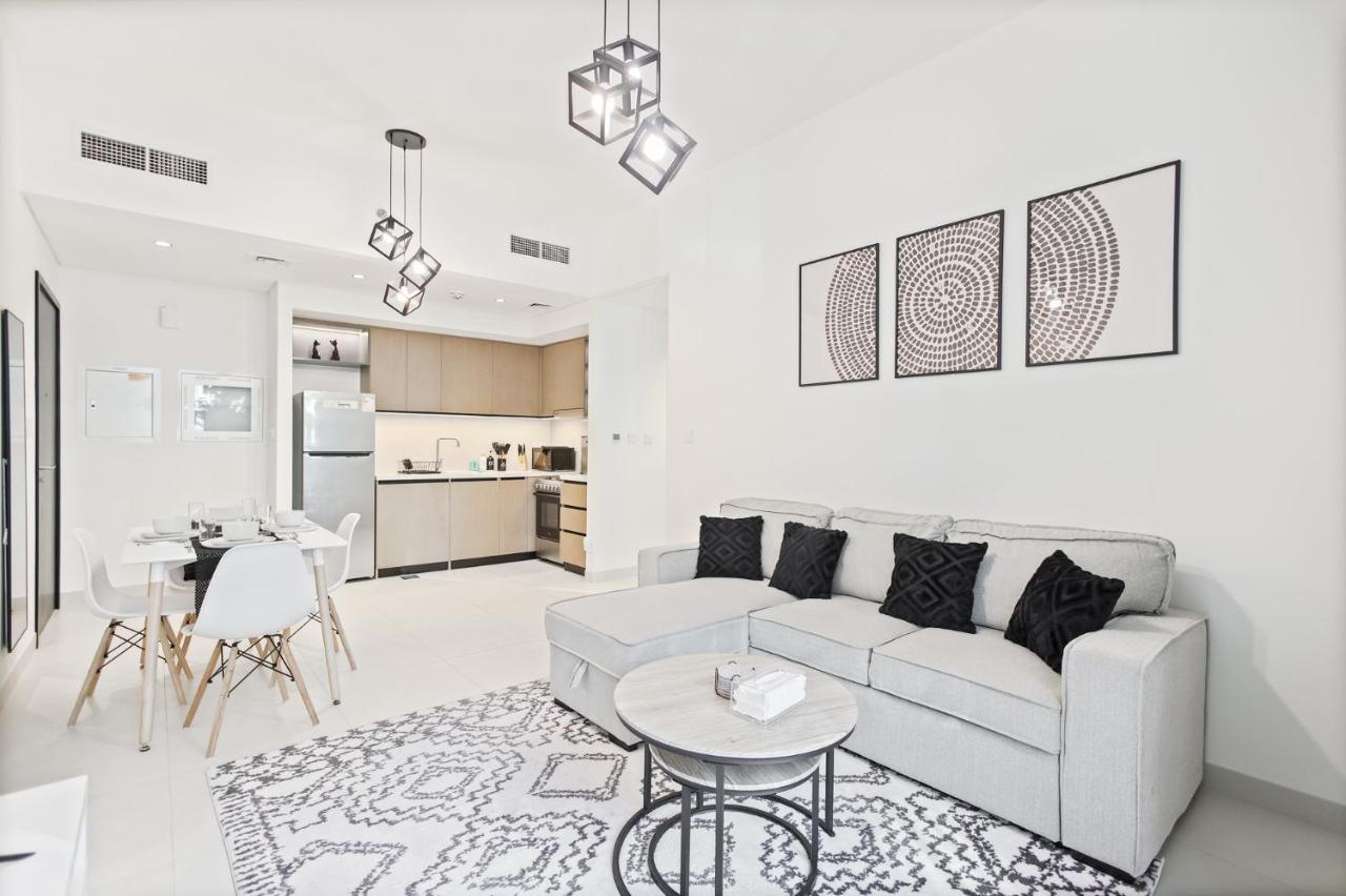 Downtown Apartments - Burj Crown - 5 Min Walk to Mall - Bed and Breakfast Dubai