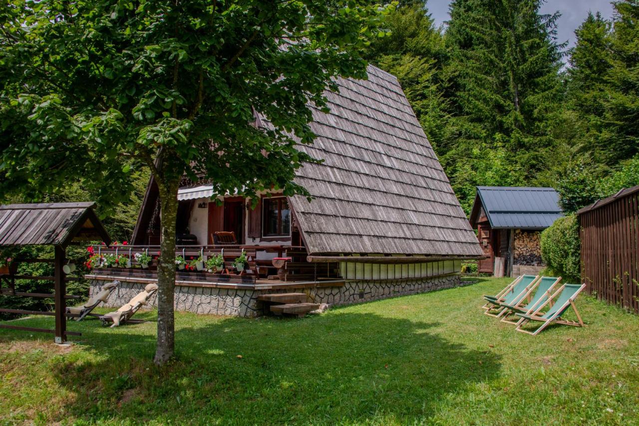 Wooden Cottage - Bed and Breakfast Jesenice