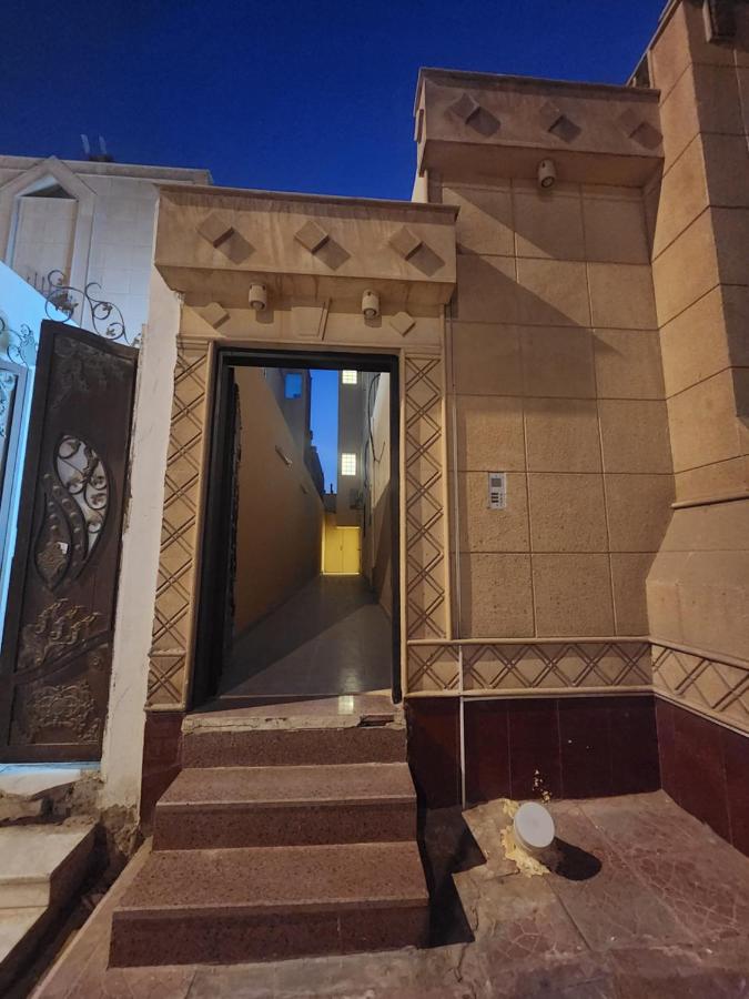 Stylish 1BR with Living Room and Kitchen - Al Munsiyah - Bed and Breakfast Riyad