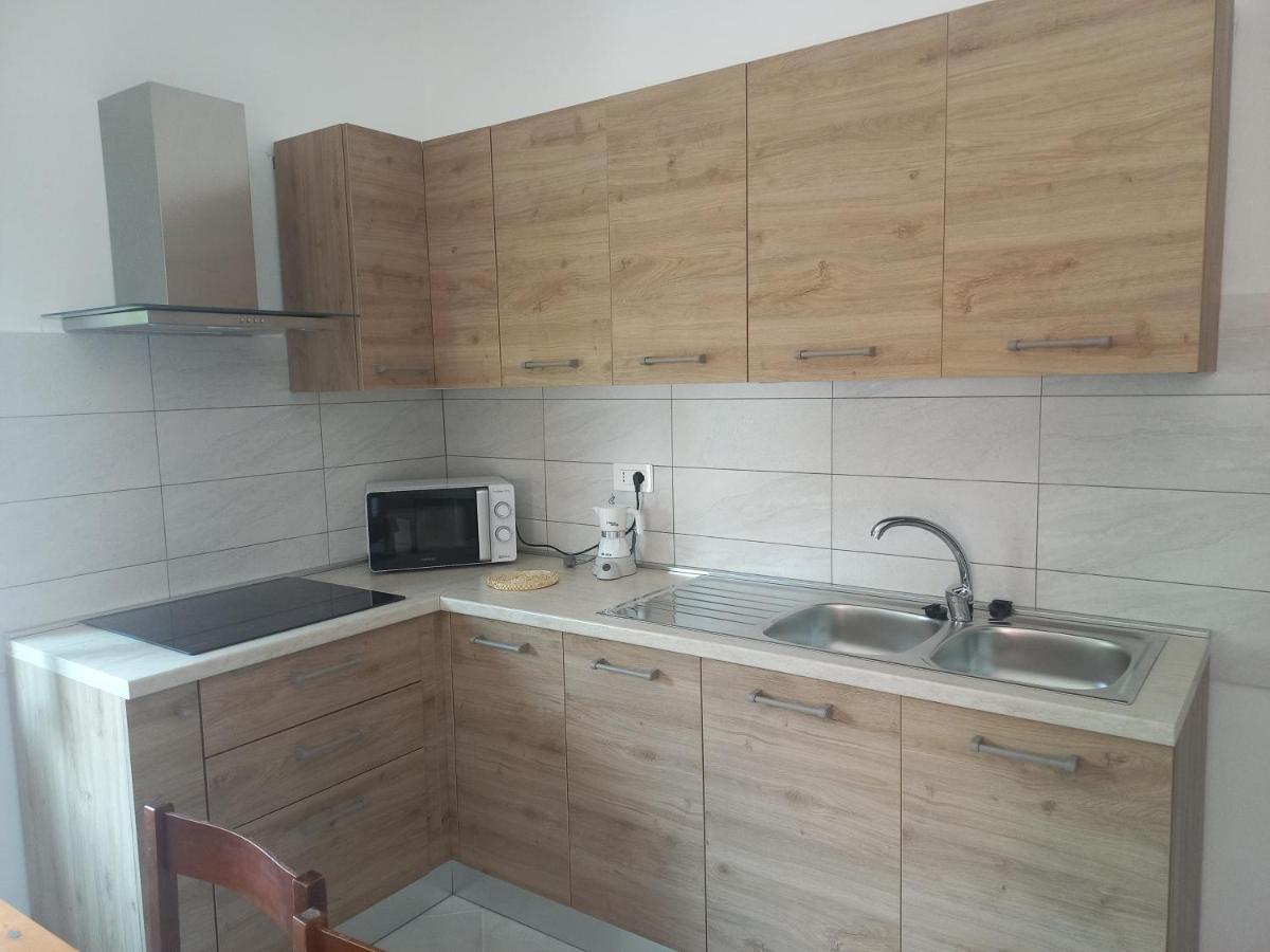 Le Rose c - Ferienwohnung Galtellì