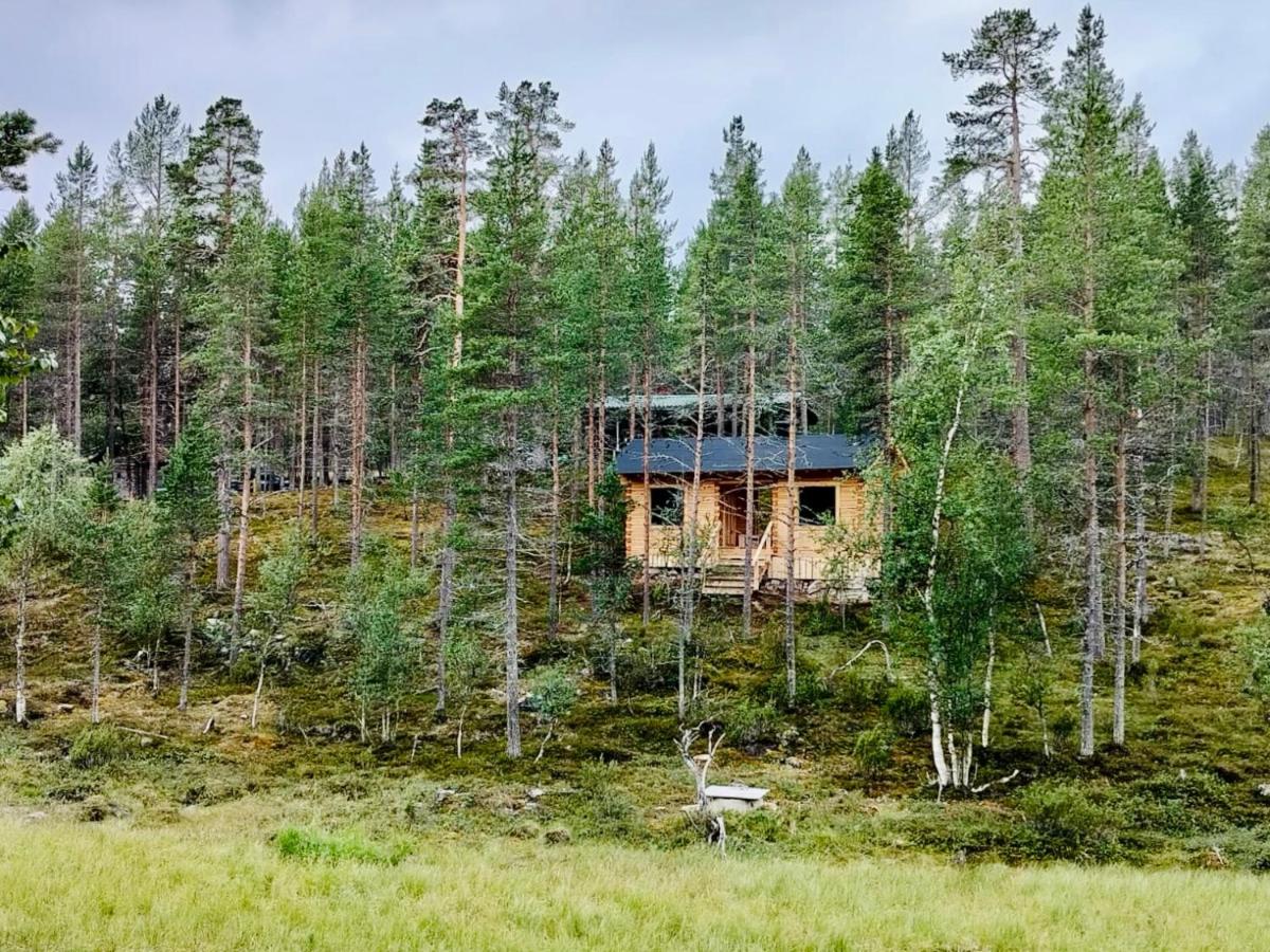 Log House and New Sauna Pikariporras - B&B Saariselka