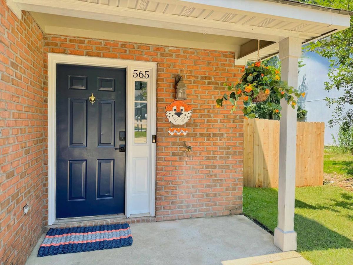 Aubie's Abode-walkable to downtown Auburn & campus - Chambres d'hôtes Auburn