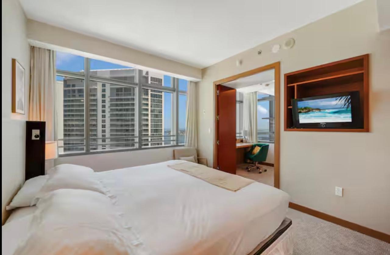 One-Bedroom Apartment with Balcony and Sea View