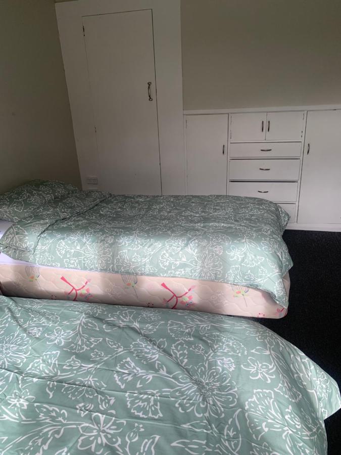 Doppel- oder Zweibettzimmer