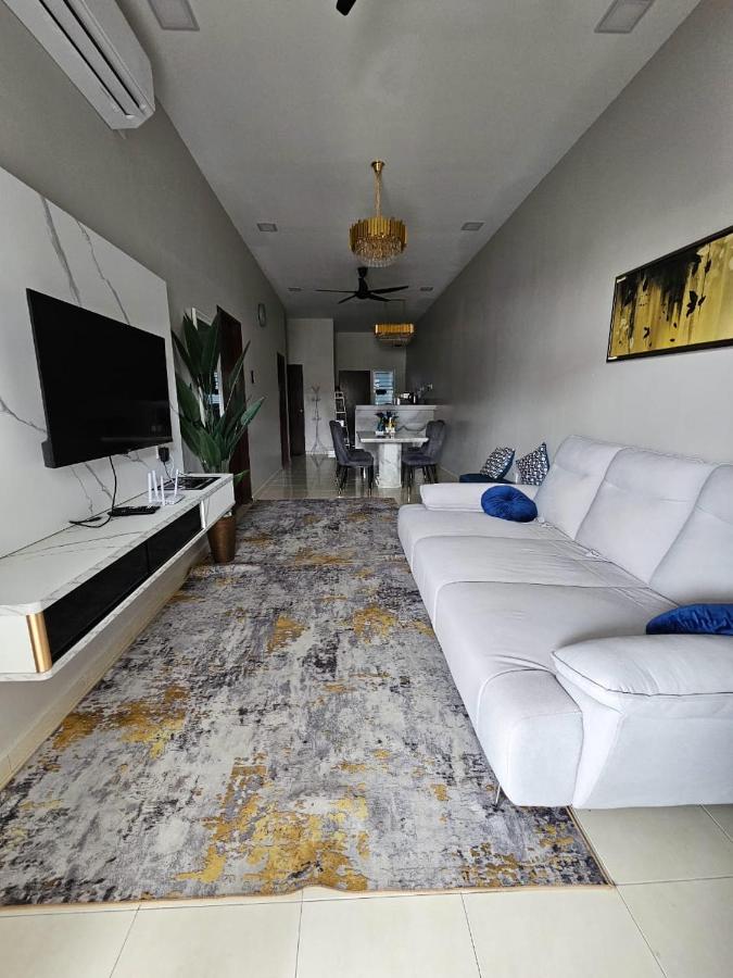 Santai Homestay PD - B&B Port Dickson