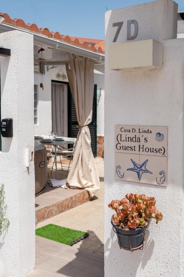 "Linda's Guest House" Beach House with Private Patio & Hot Tub, 3 Min from the Beach - B&B