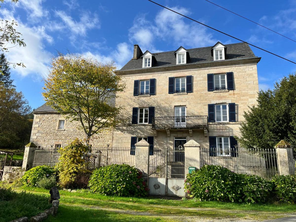 Chez Jallot - Bed and Breakfast Vidaillat