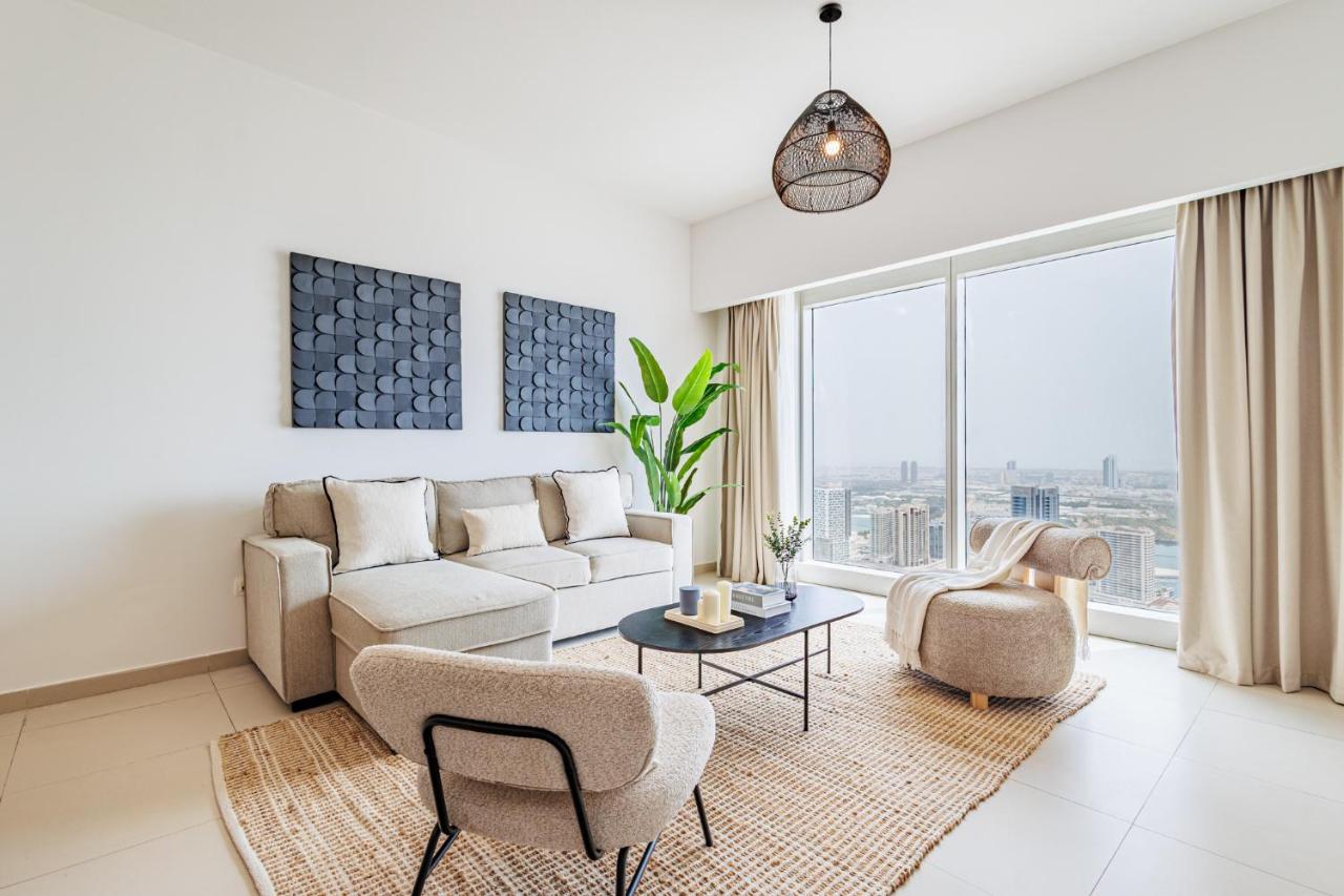 Family & Group Paradise - Home in the Clouds - 50th floor - World-class Amenities - Next to Shams Boutik - 5 min walk from the Beach - 5 min from ADGM, Galleria, Cleveland - Chambres d'hôtes Abou Dabi