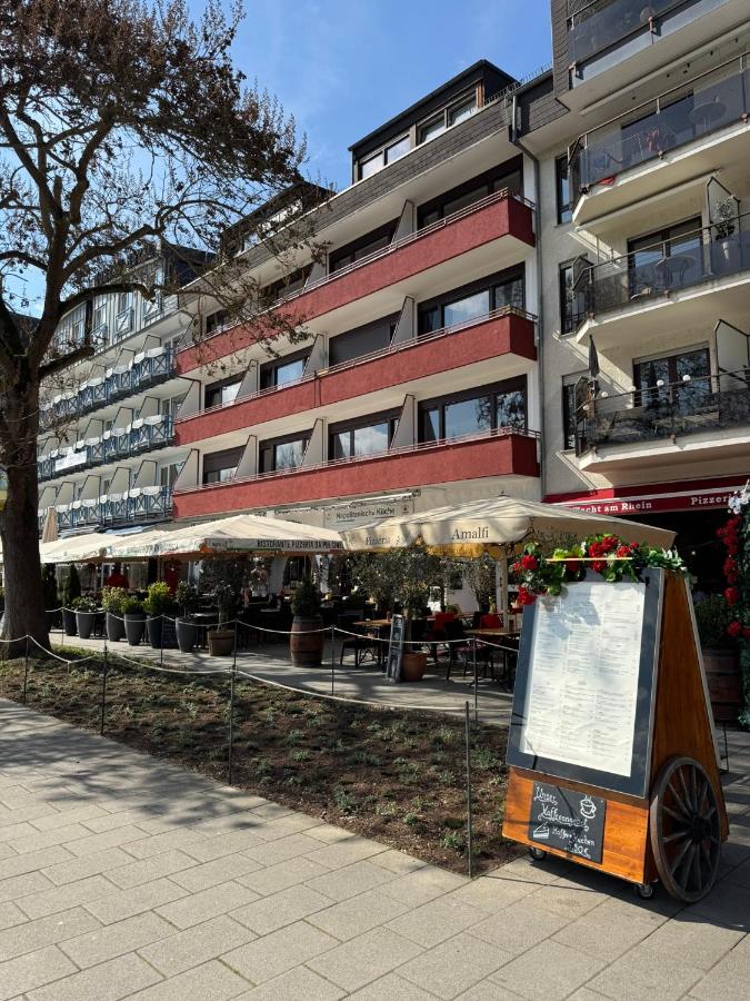 RheinBlick Apartment - Park and Stay "optional" am Deutschen Eck - B&B Koblenz