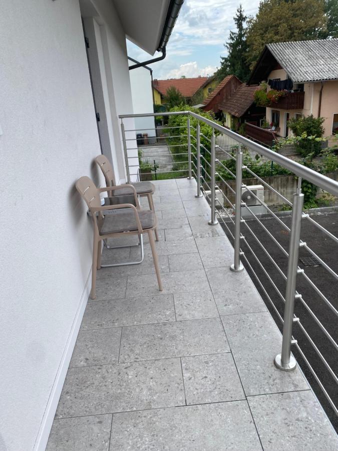 Orange alpine view - B&B Komenda