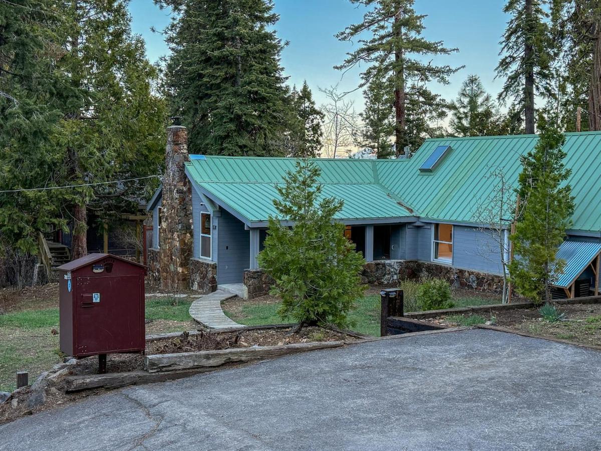 Walk to Lake 4BR Memory Making Alpine Retreat - B&B Tahoe City