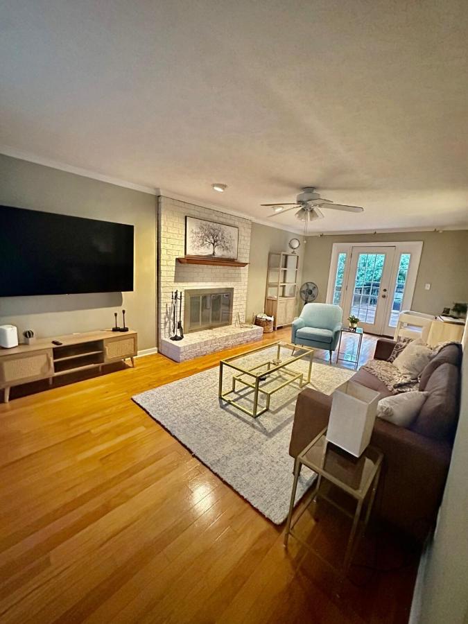 Island Charm, Near Tybee - B&B Savannah