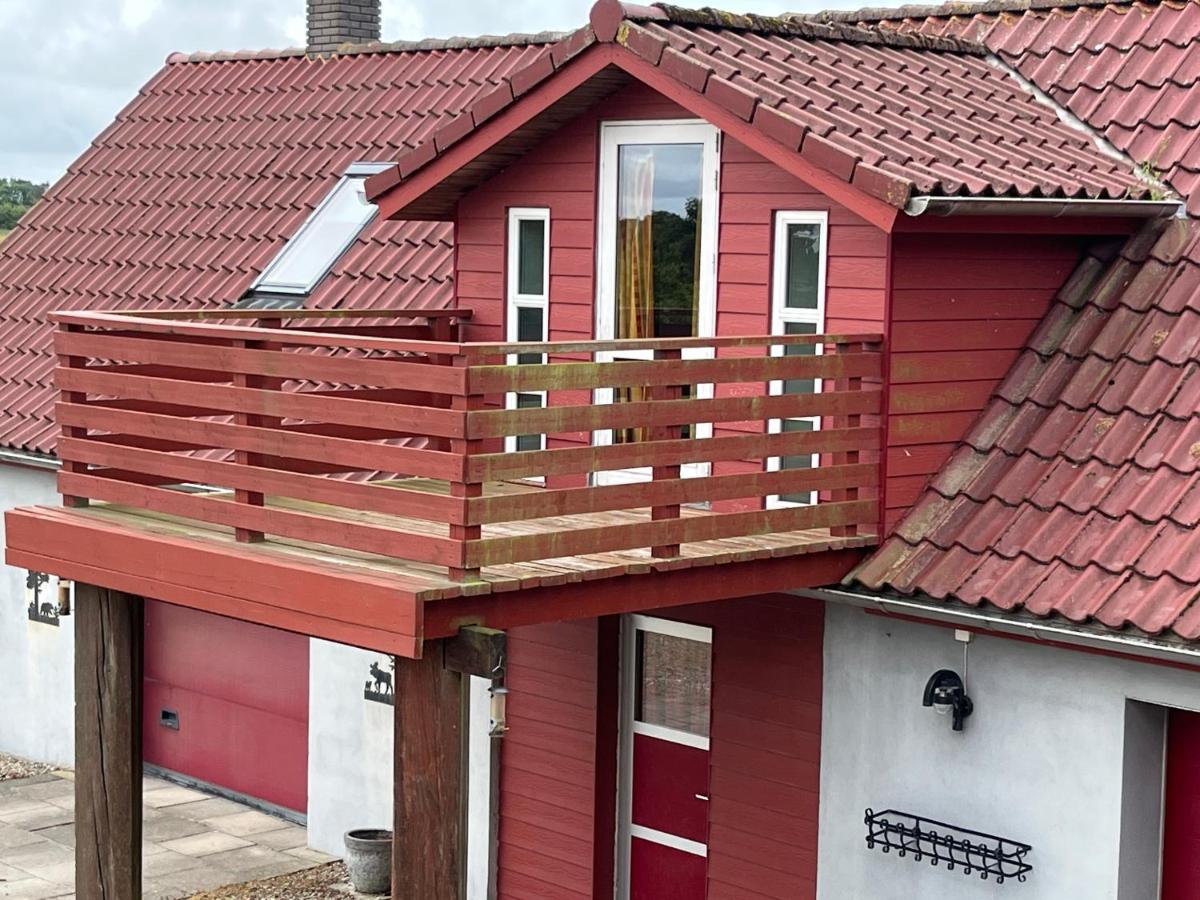 Stor lejlighed i landlige omgivelser - B&B Bækmarksbro