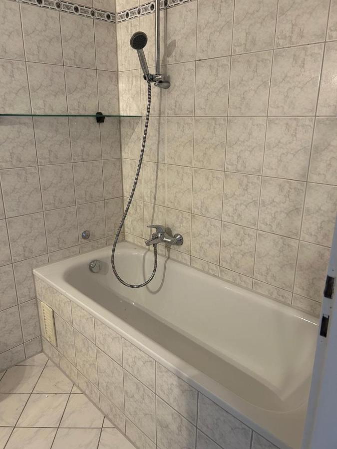 Gemütliche 1,5 Zimmer-Oase im schönen grünen Essen Frohnhausen - Chambres d'hôtes Essen