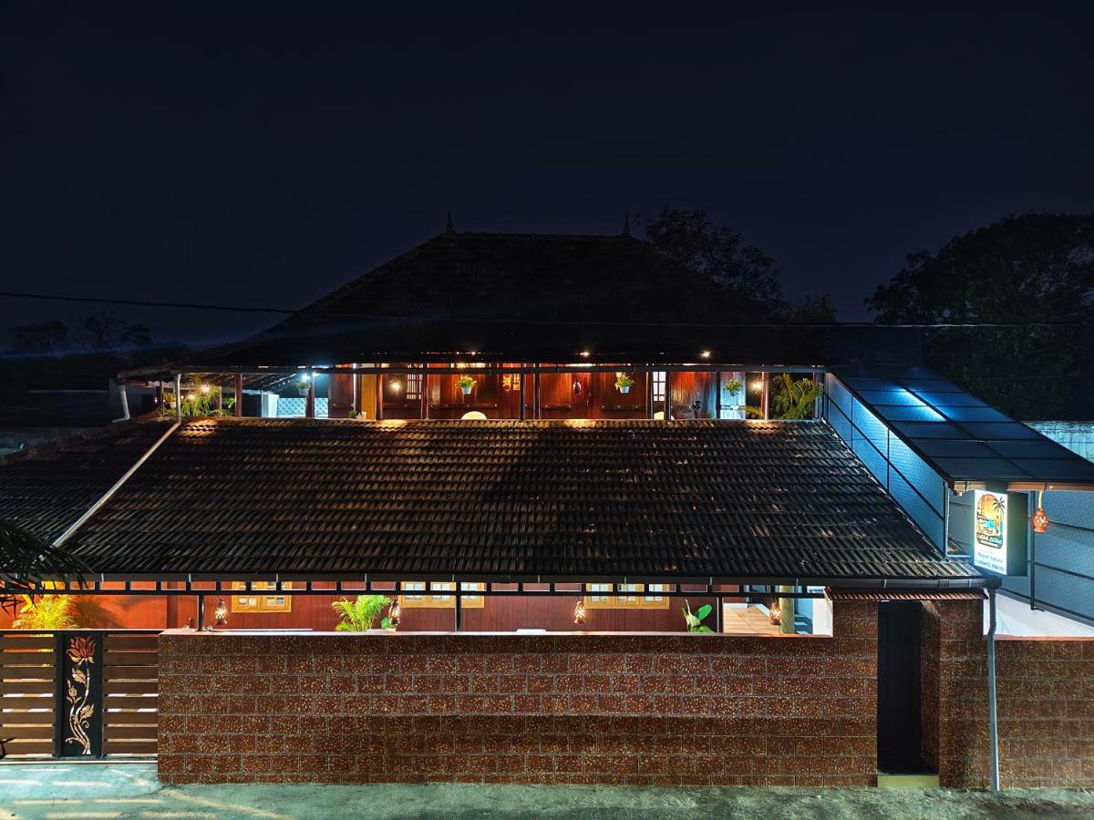 Casa Luma Beach Homestay - B&B Alleppey