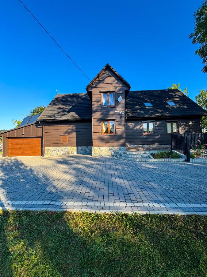 Beskid House Kurów - B&B Kurów