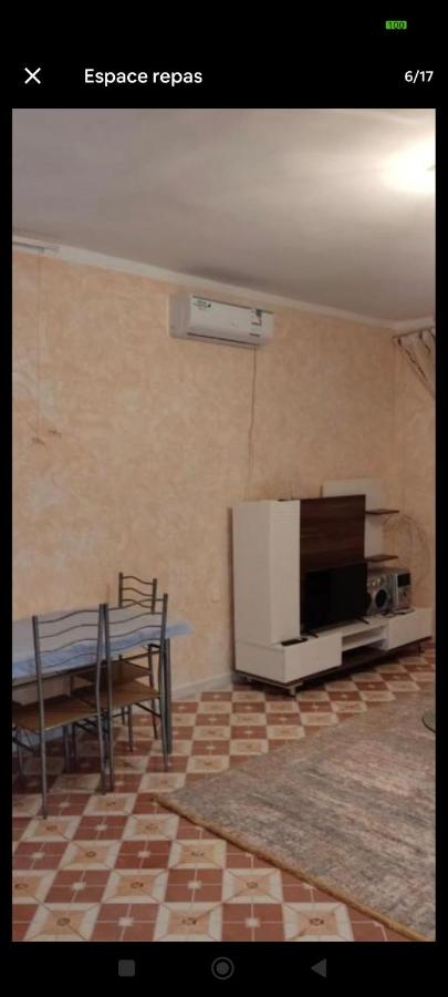 Family apartment - B&B El Mgarsa