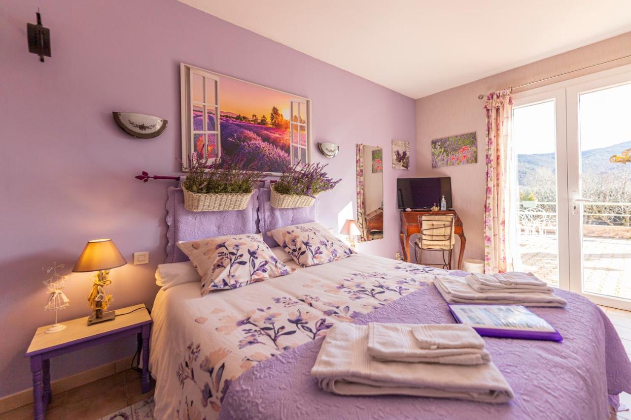 Camera Matrimoniale con Letto Supplementare