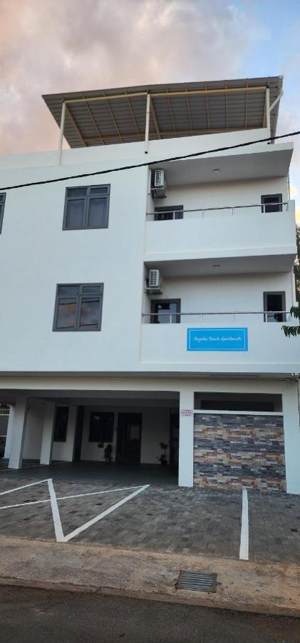 Nayuha Beach New Penthouse B3 - B&B Flic en Flac