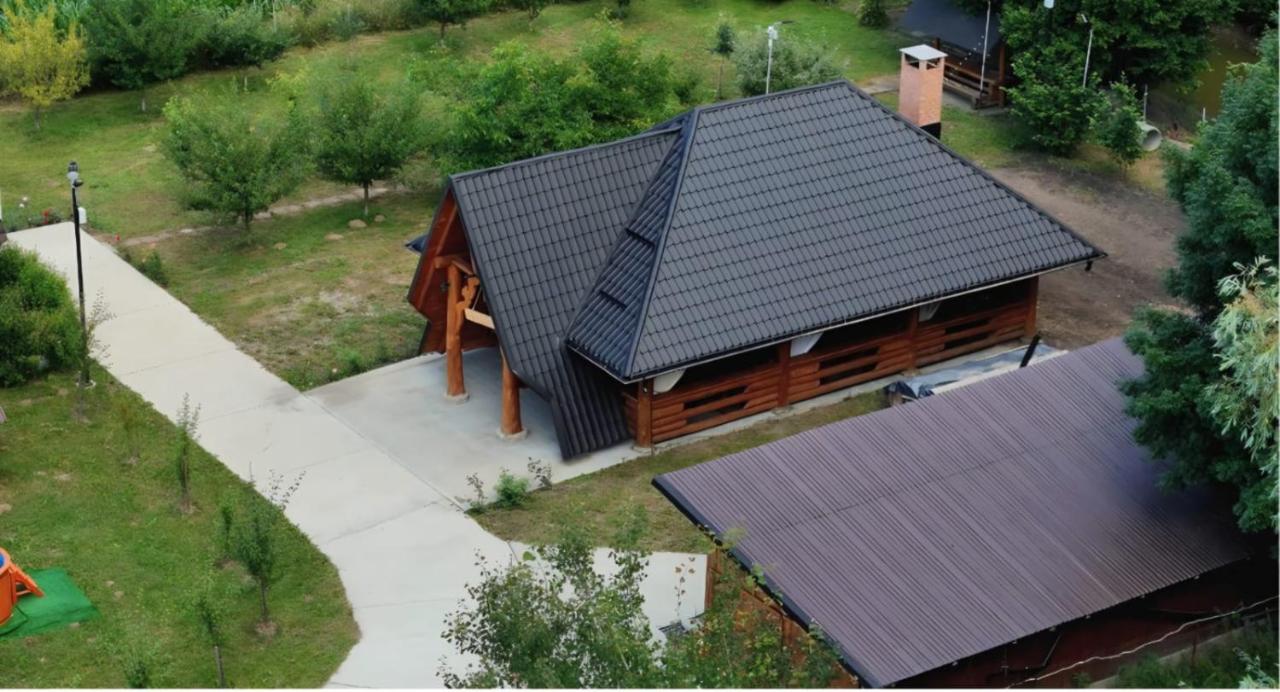 Cabana OAZA AMURG - B&B Runcu