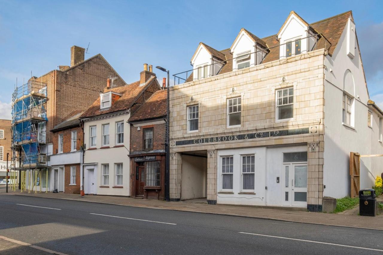 Eastons 1 Bedroom Apartment with Sofa Bed - Bed and Breakfast High Wycombe