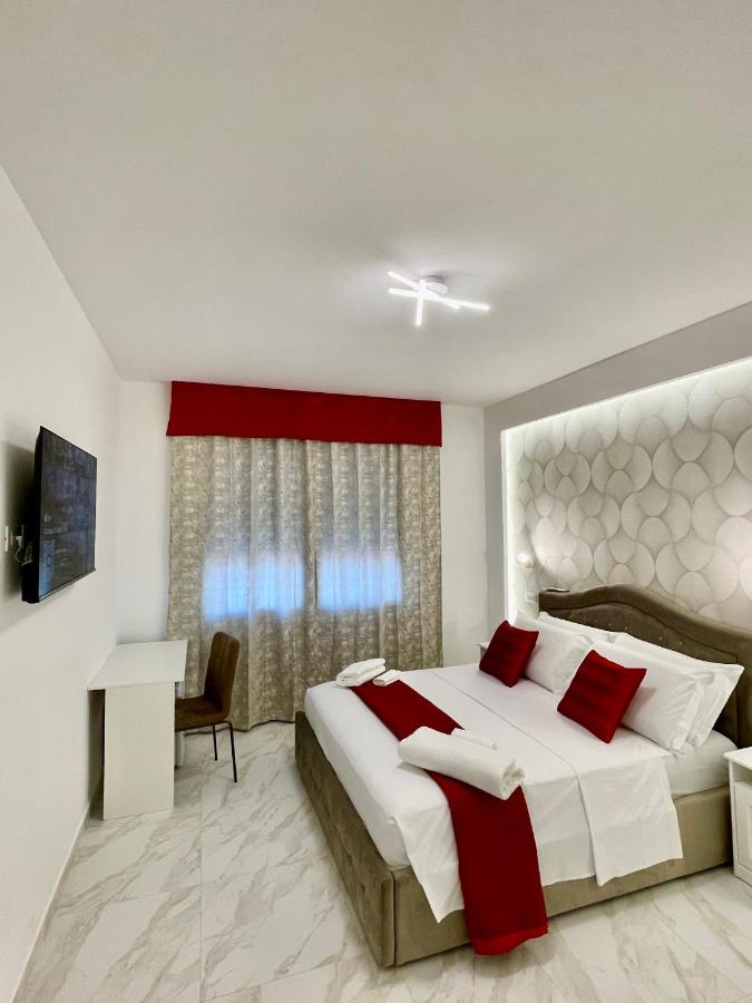 Camera Matrimoniale con Bagno Privato