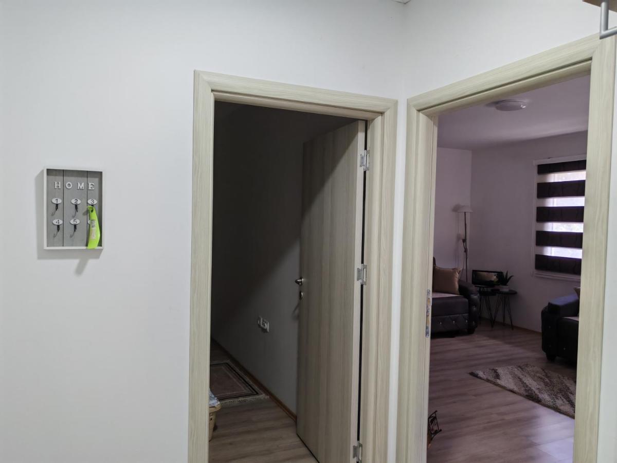 Sveti Luka- OBRADOVIĆ SOKAK 41 - B&B Šimanovci