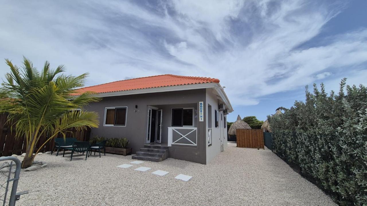 Wine Down Vacation Homes - B&B Willemstad