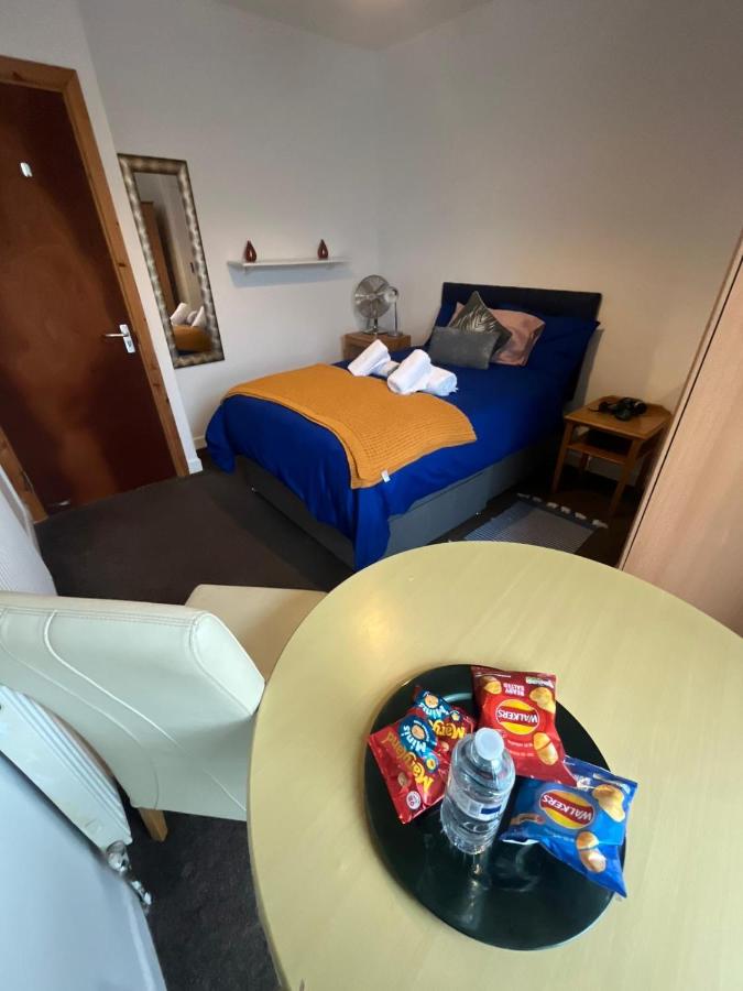 Double Room with Shared Bathroom