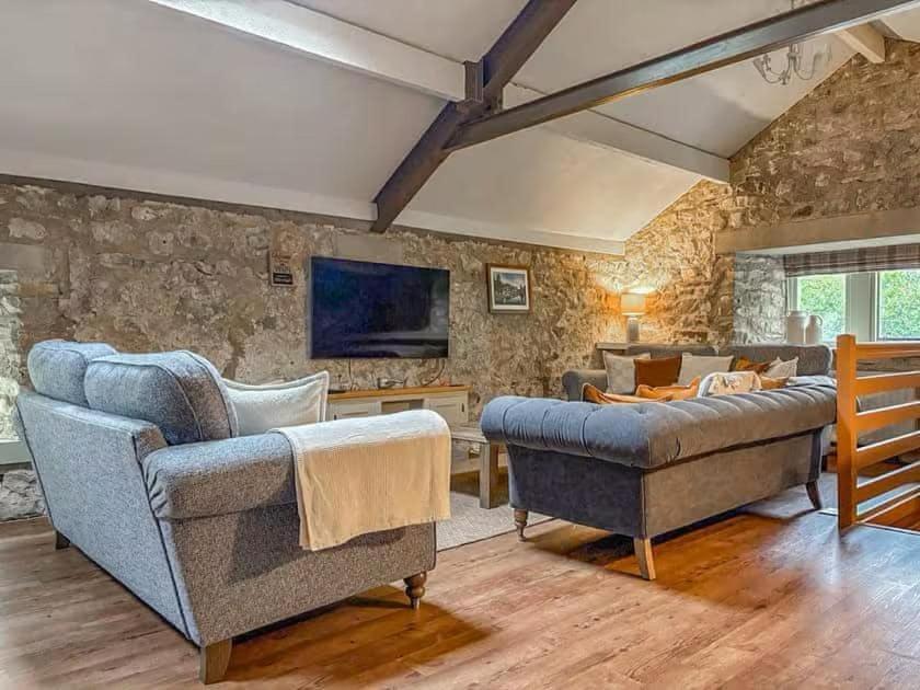 Cosy Wellbeing Barn With Hot Tub & Cold Plunge, Pet Friendly - B&B Kilnsey