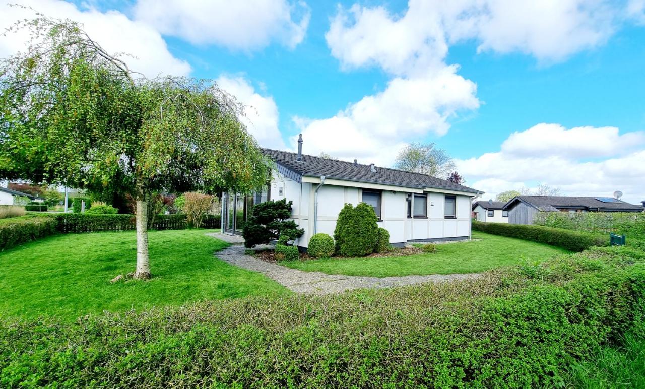 Ferienhaus Namenlos - B&B