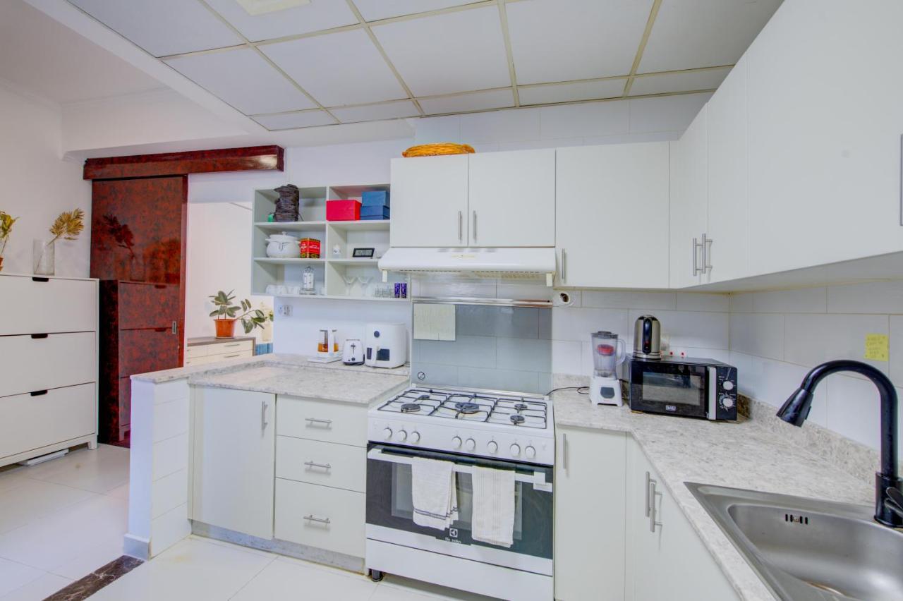 luxurious miracle home - B&B Dubai