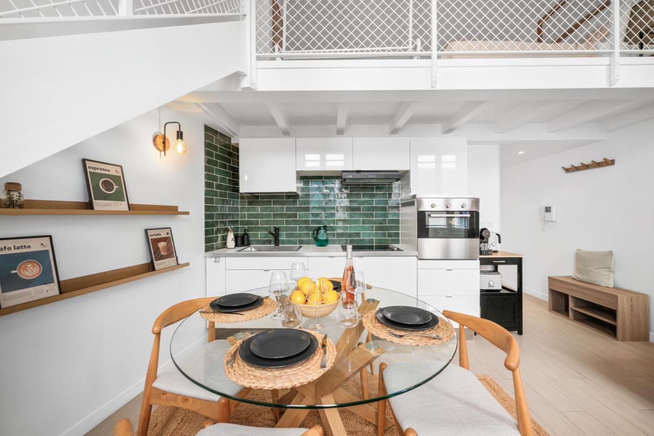 Villa Carla, Charming duplex in the heart of the city center, AC - Chambres d'hôtes Menton