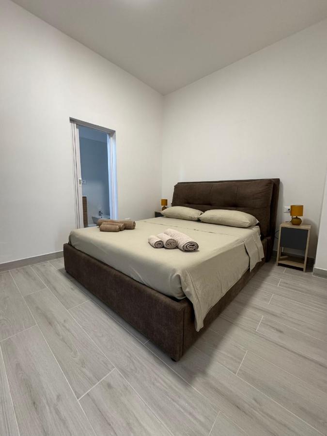 Lu Sule Lu Mare Lu Jentu - Bed and Breakfast Torre Lapillo
