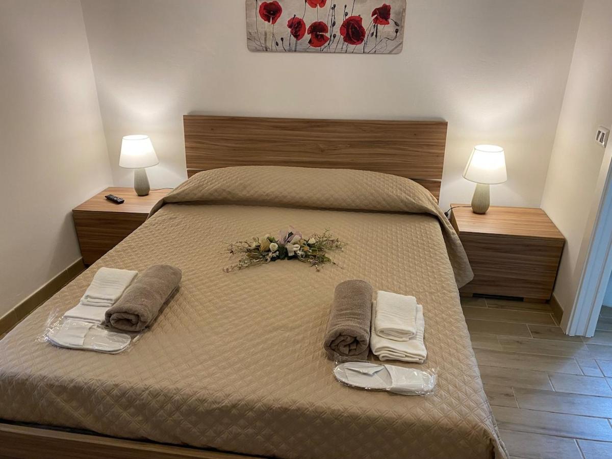 Andrew House - Bed and Breakfast Ciampino