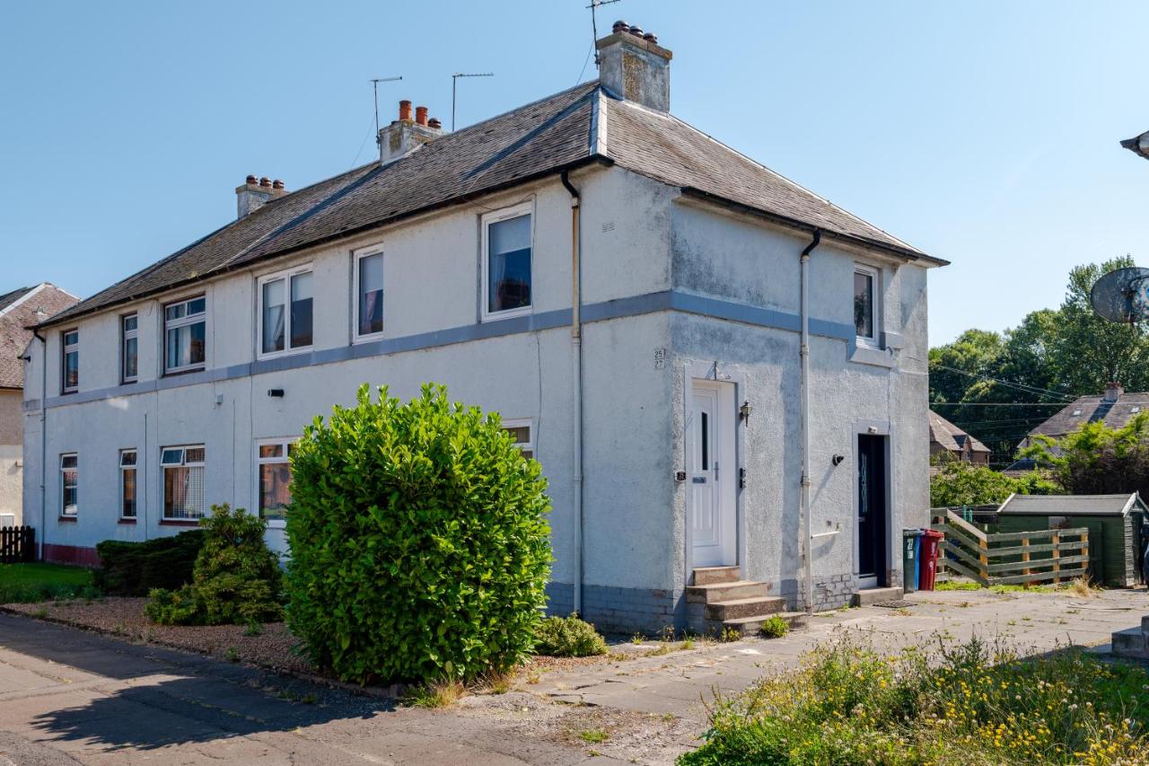 3 Bedroom Flat - Free Parking - B&B Falkirk