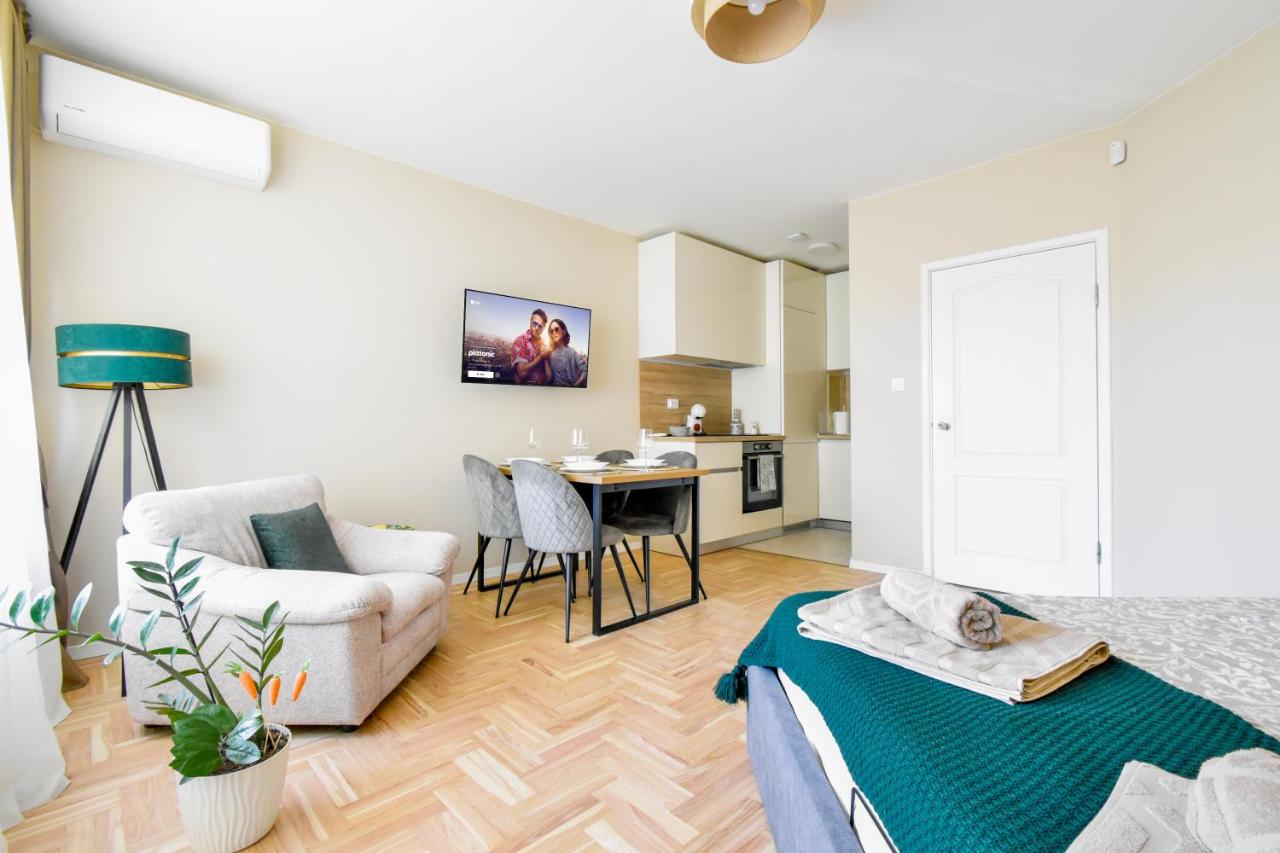 Studio Apartment with Balcony