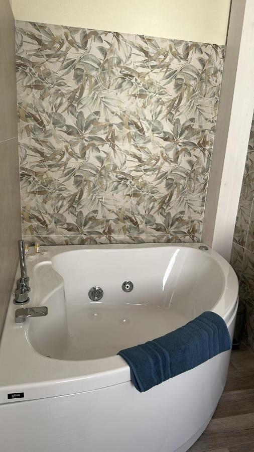 Habitación Doble con bañera de hidromasaje