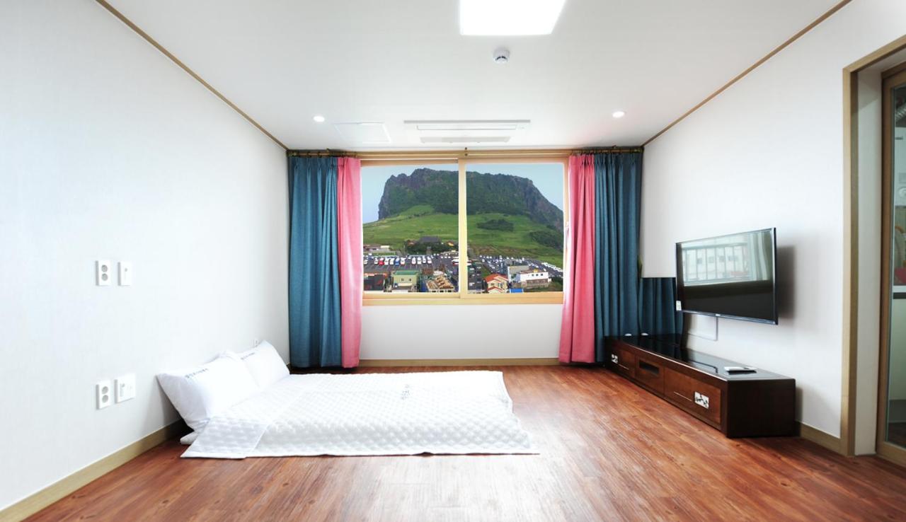 Two-Bedroom Townhouse