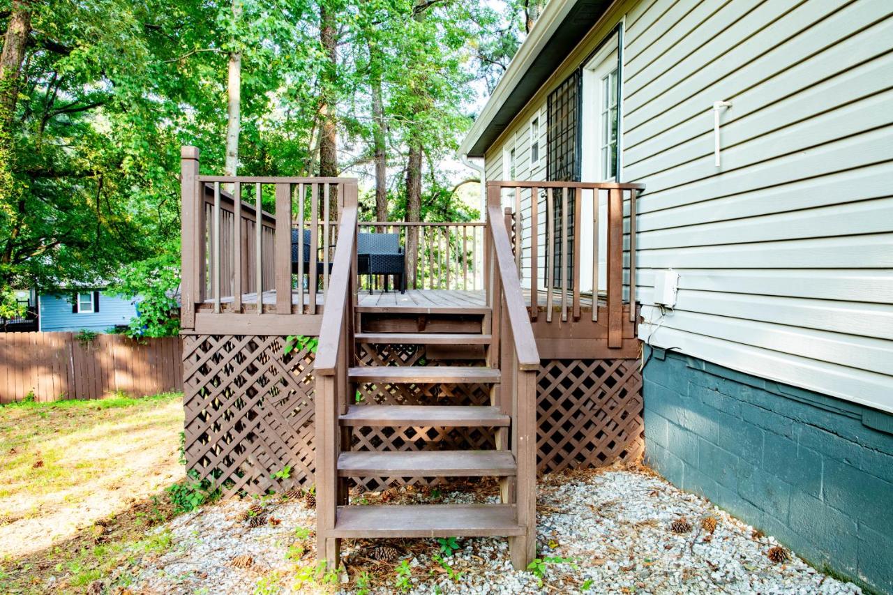 Tucked Away Bungalow Near Airport! - Chambres d'hôtes Atlanta