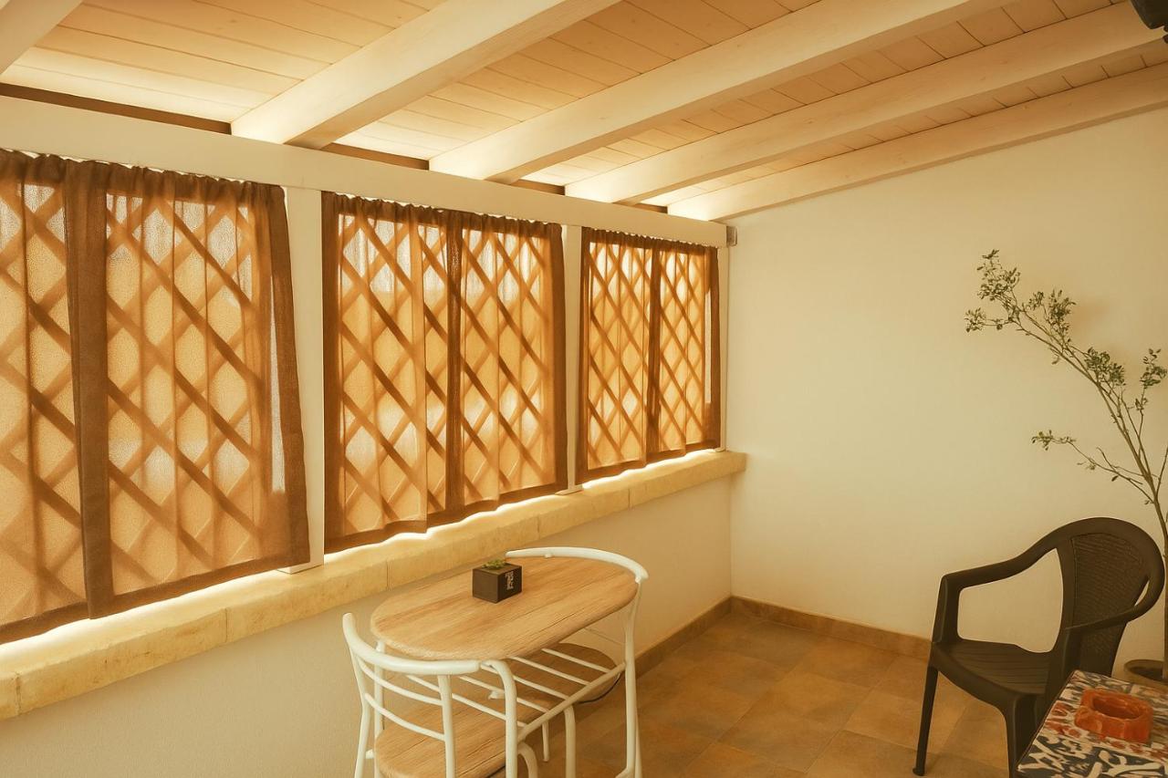 SPA ROOM SICILIA - Intera casa con spa privata Jacuzzi Sauna Bagno di Vapore - B&B Rosolini