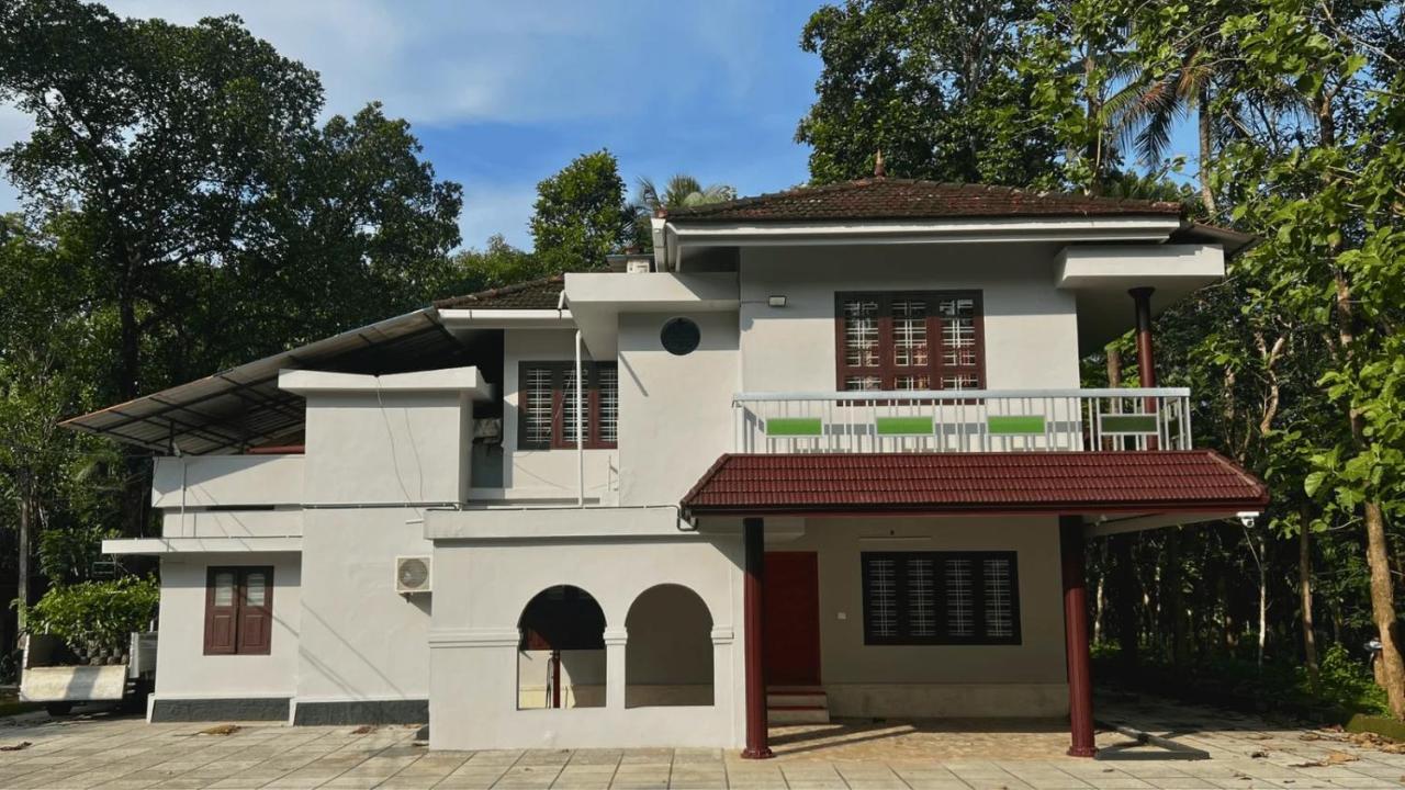 Pepper Nut Homestay - Ferienwohnung Thattakād