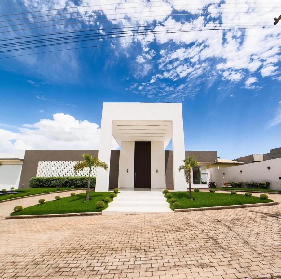 Mansão Luxo Lago - Caldas Novas - B&B Caldas Novas