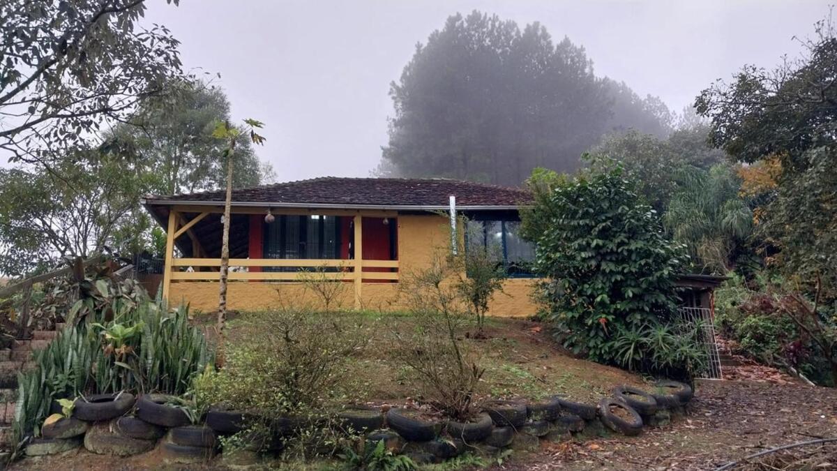 Pousada Laranja na Montanha - Chambres d’hôtes Pouso Redondo